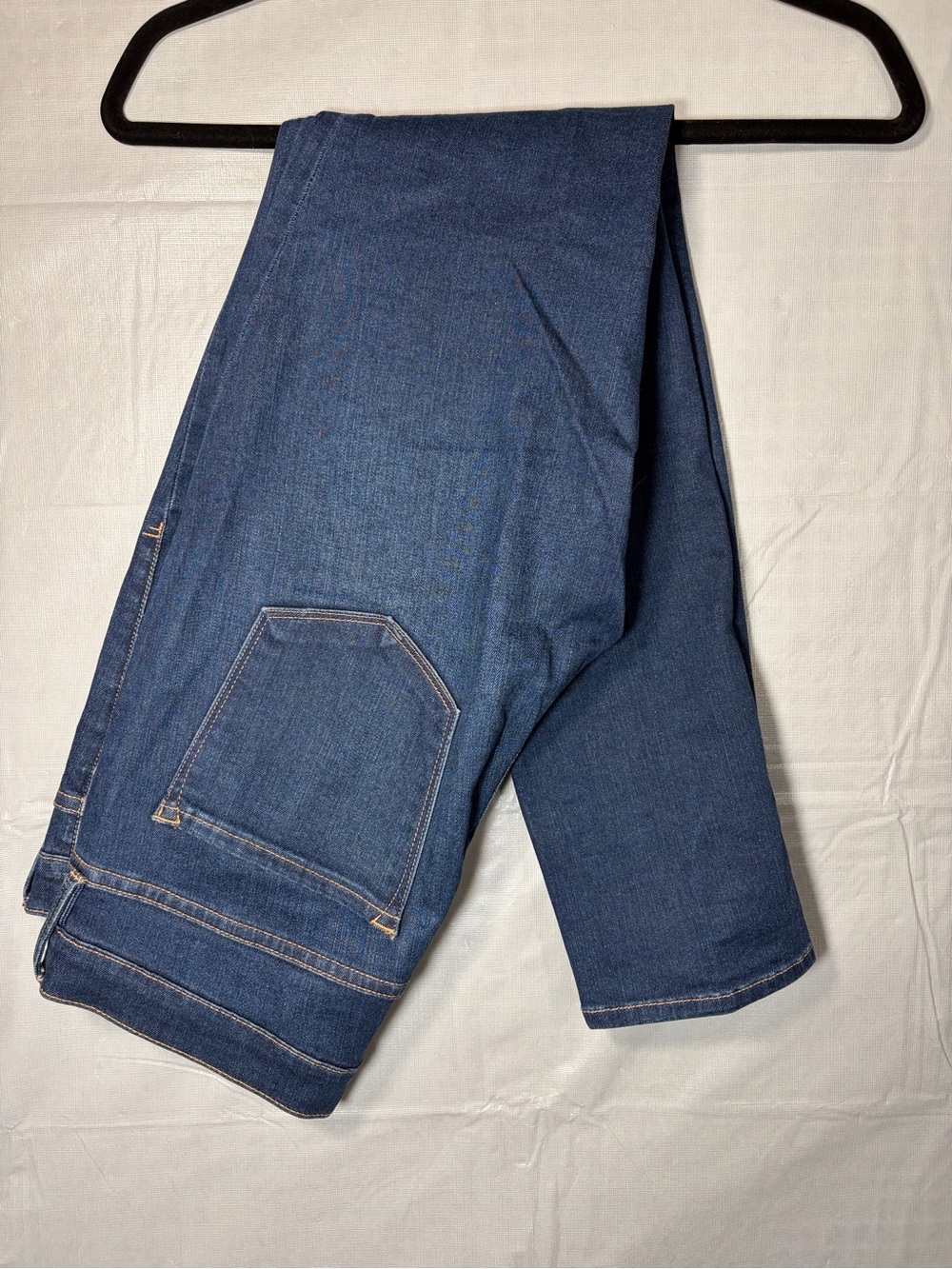 219. Frame Denim Le Skinny de Jeanne Dark Blue Denim Jeans